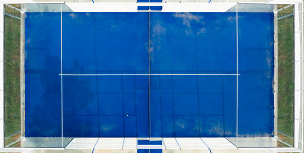 Installation terrain de tennis